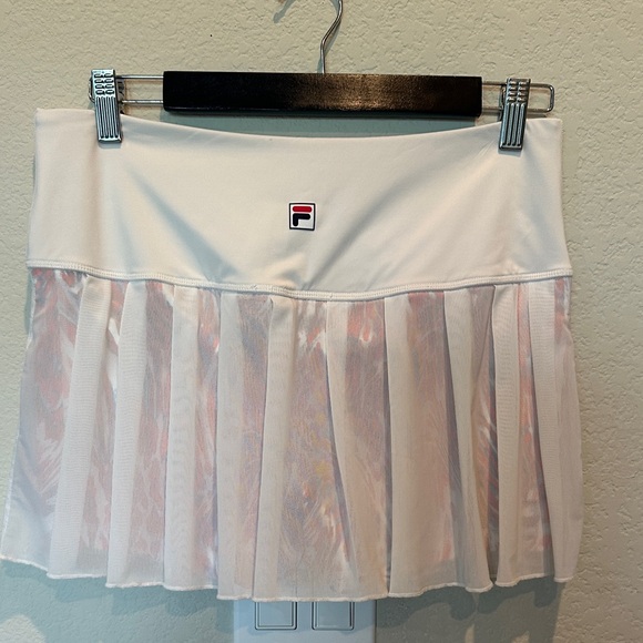 🧡 Fila 🧡 Women's White Pleated Tennis Skirt - Picture 1 of 4